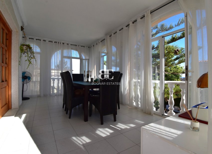 Herverkoop - Villa -
Orihuela Costa - Los Balcones