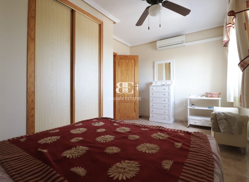 Herverkoop - Villa -
Orihuela Costa - Los Balcones