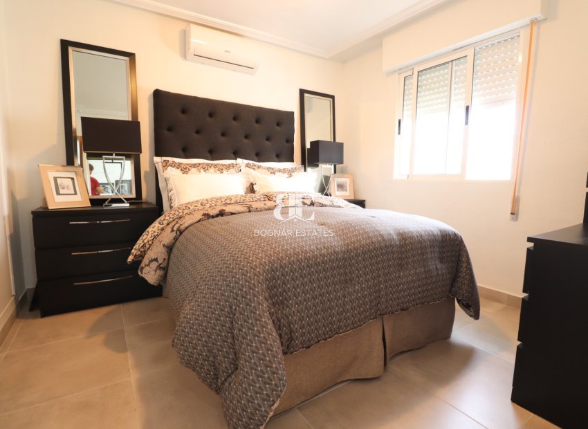 Herverkoop - Villa -
Orihuela Costa - Los Balcones
