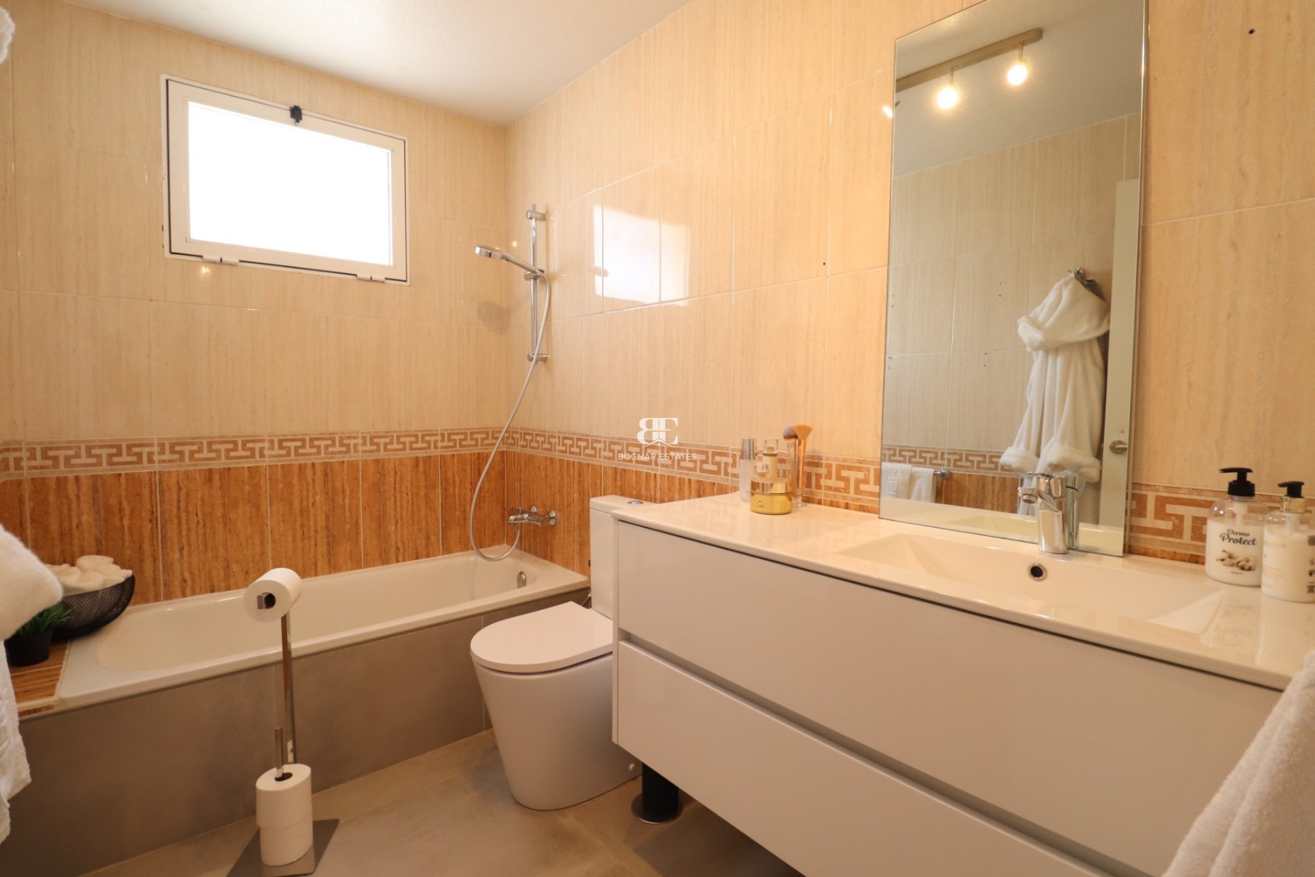 Herverkoop - Villa -
Orihuela Costa - Los Balcones