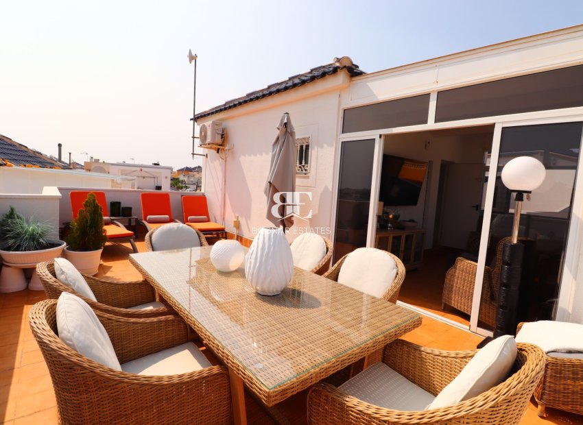 Herverkoop - Villa -
Orihuela Costa - Los Balcones