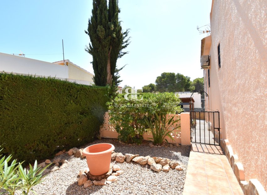 Herverkoop - Villa -
Orihuela Costa - Los Balcones