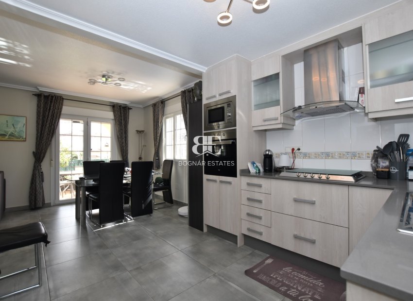 Herverkoop - Villa -
Orihuela Costa - Los Dolses