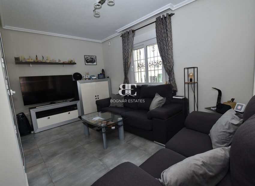 Herverkoop - Villa -
Orihuela Costa - Los Dolses