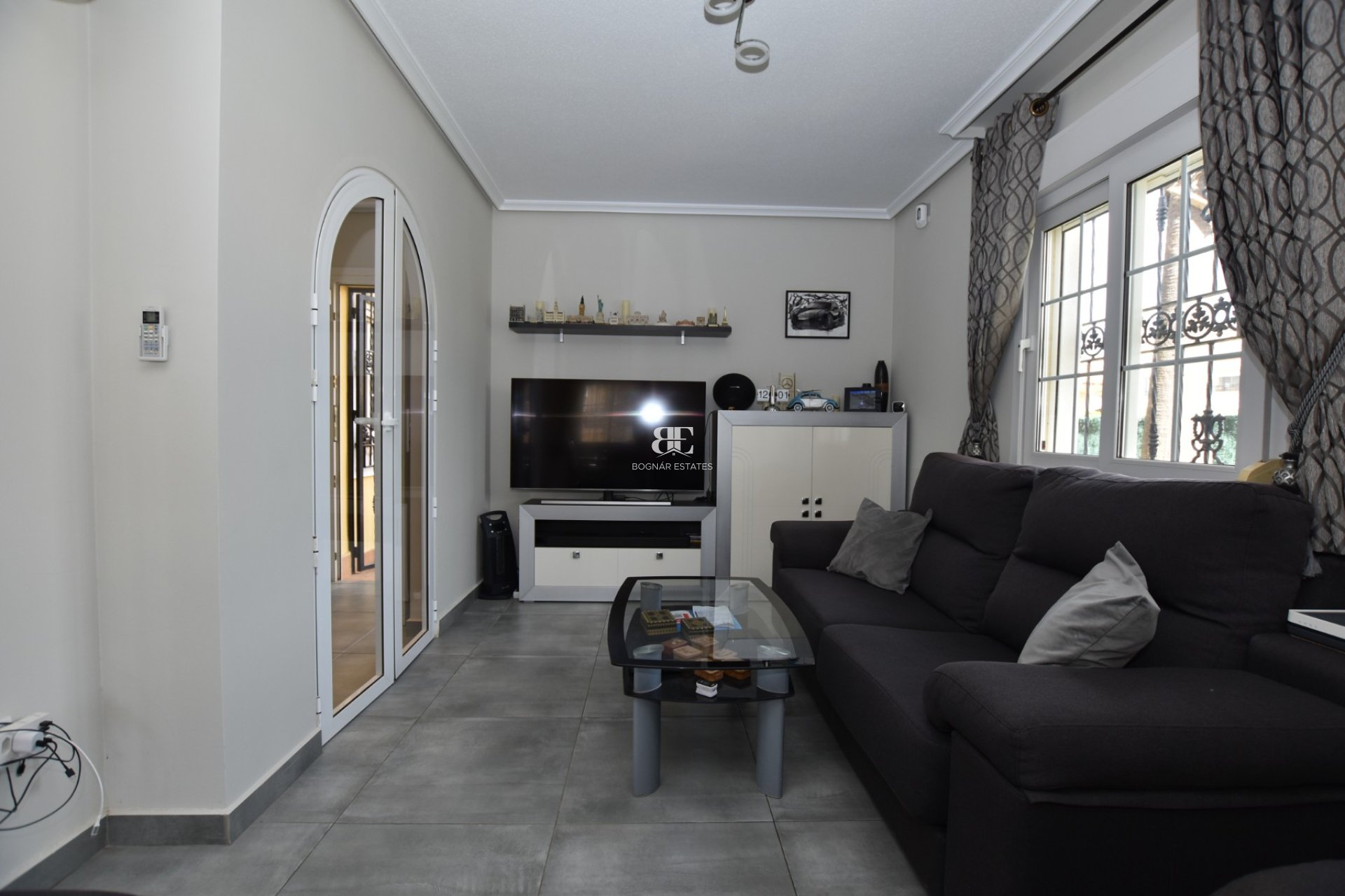 Herverkoop - Villa -
Orihuela Costa - Los Dolses