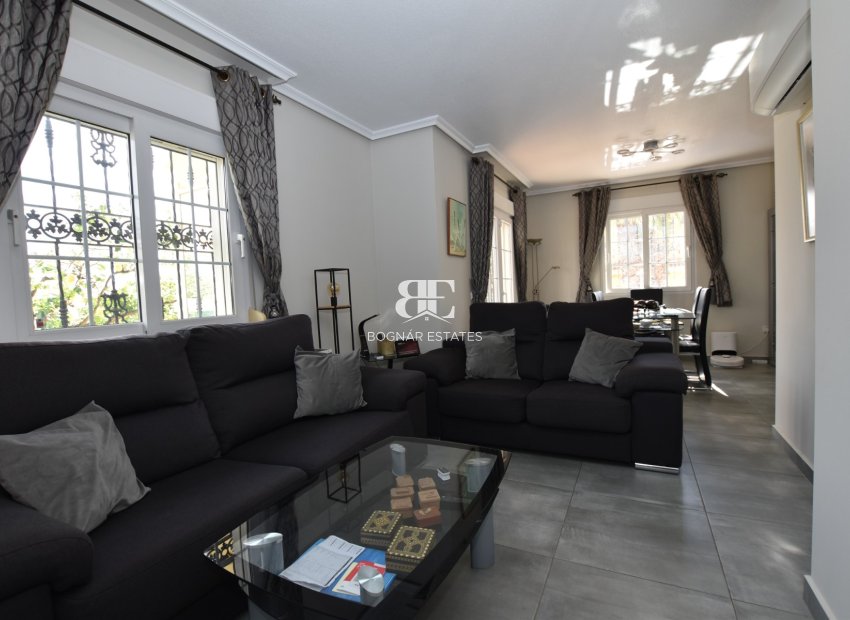 Herverkoop - Villa -
Orihuela Costa - Los Dolses