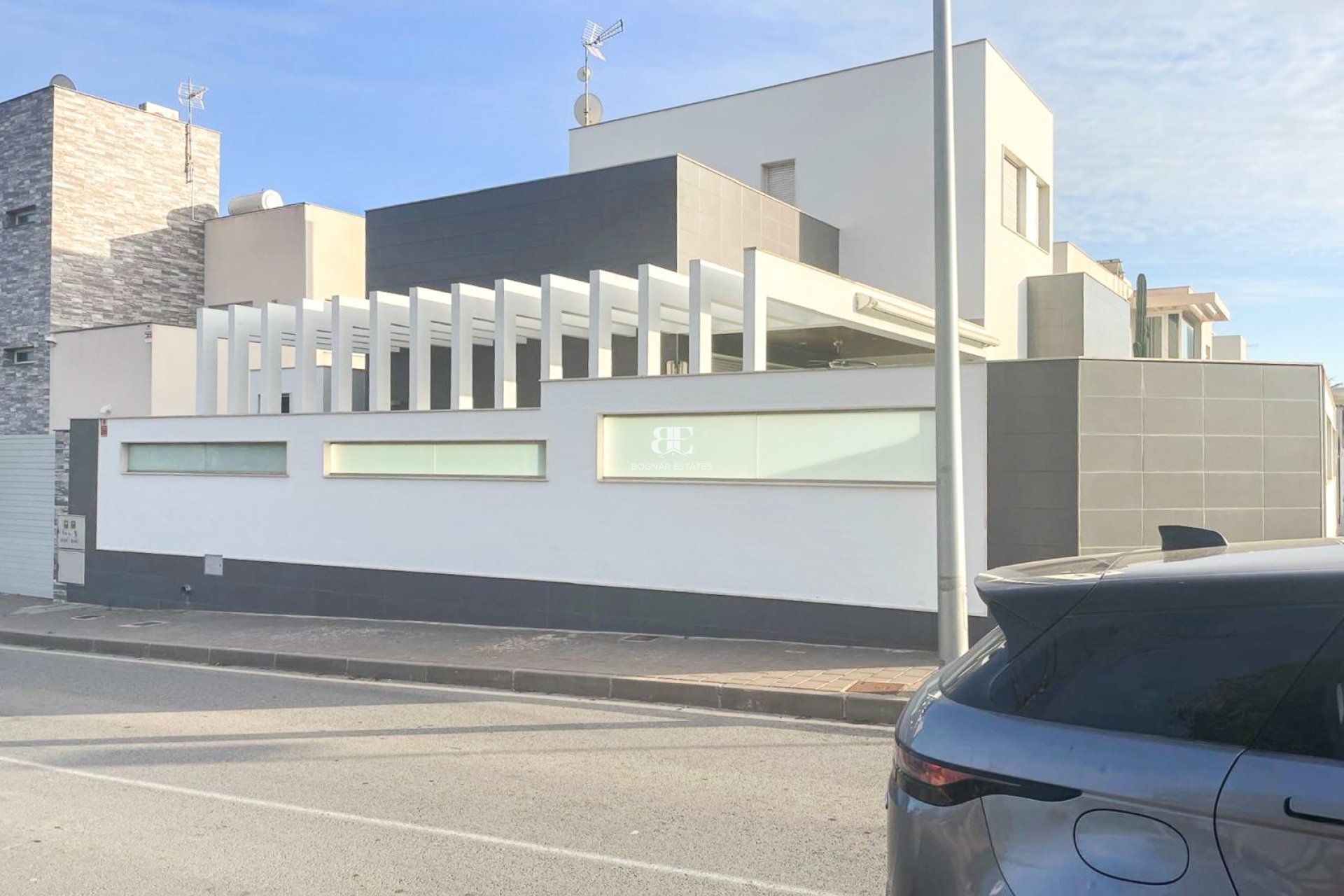 Herverkoop - Villa -
Orihuela Costa - Mil Palmeras