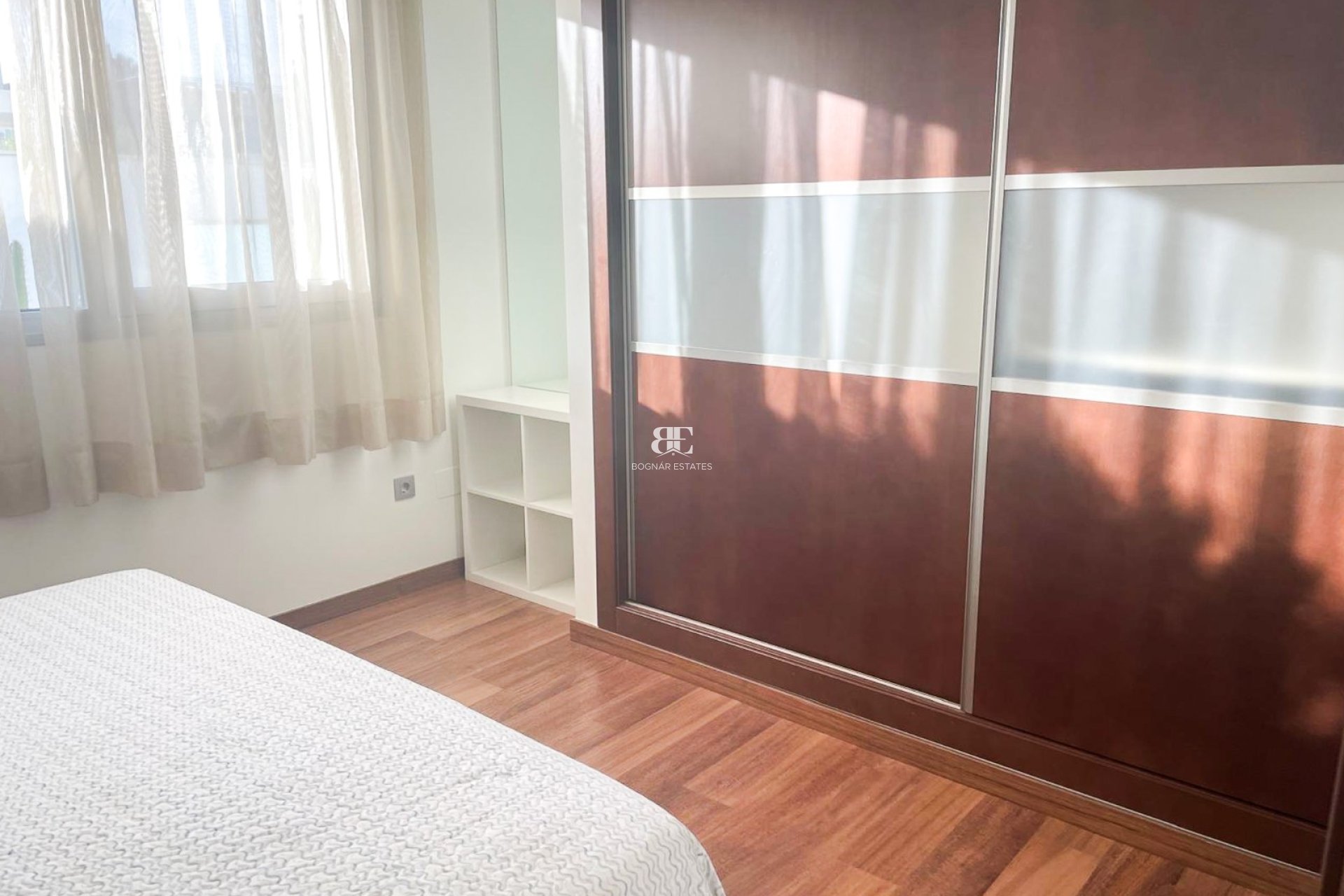 Herverkoop - Villa -
Orihuela Costa - Mil Palmeras