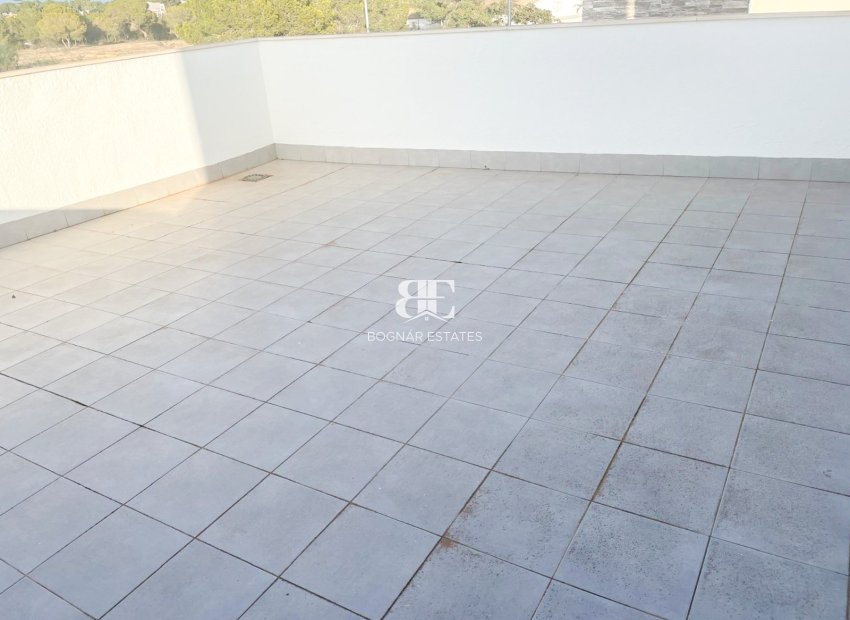 Herverkoop - Villa -
Orihuela Costa - Mil Palmeras