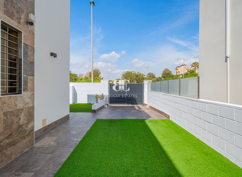 Herverkoop - Villa -
Orihuela Costa - Pau 8*