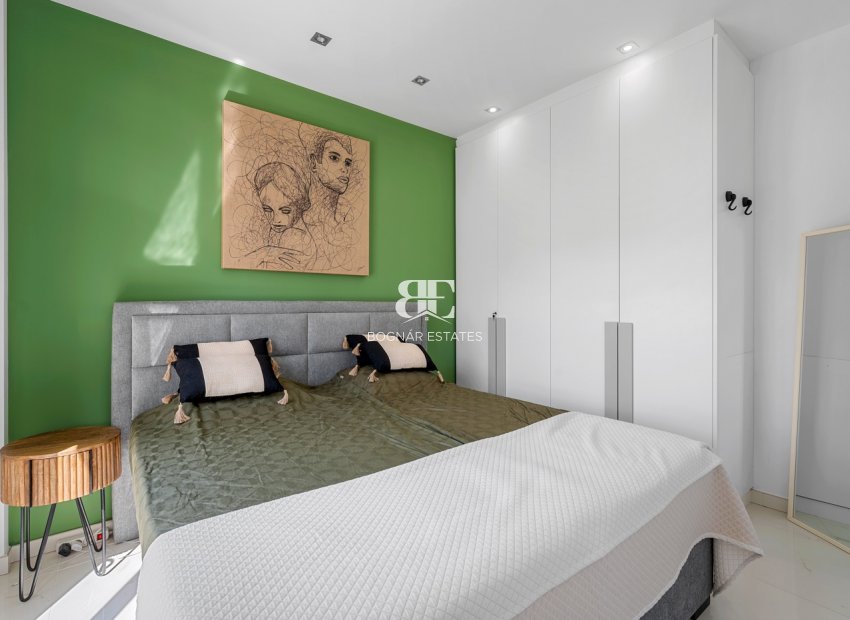 Herverkoop - Villa -
Orihuela Costa - Pau 8*