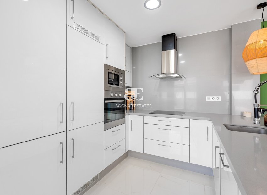 Herverkoop - Villa -
Orihuela Costa - Pau 8*