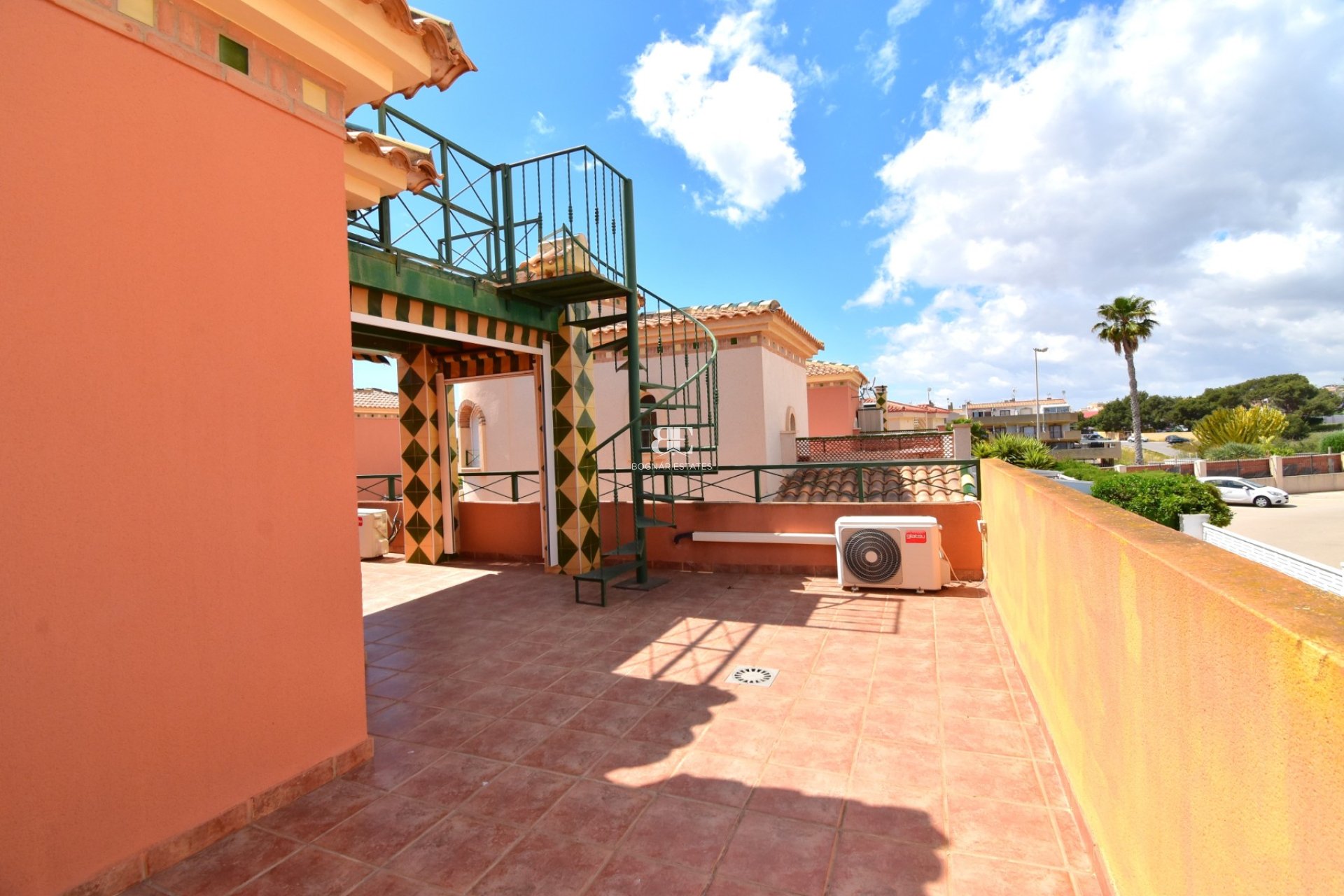 Herverkoop - Villa -
Orihuela Costa - Playa Flamenca