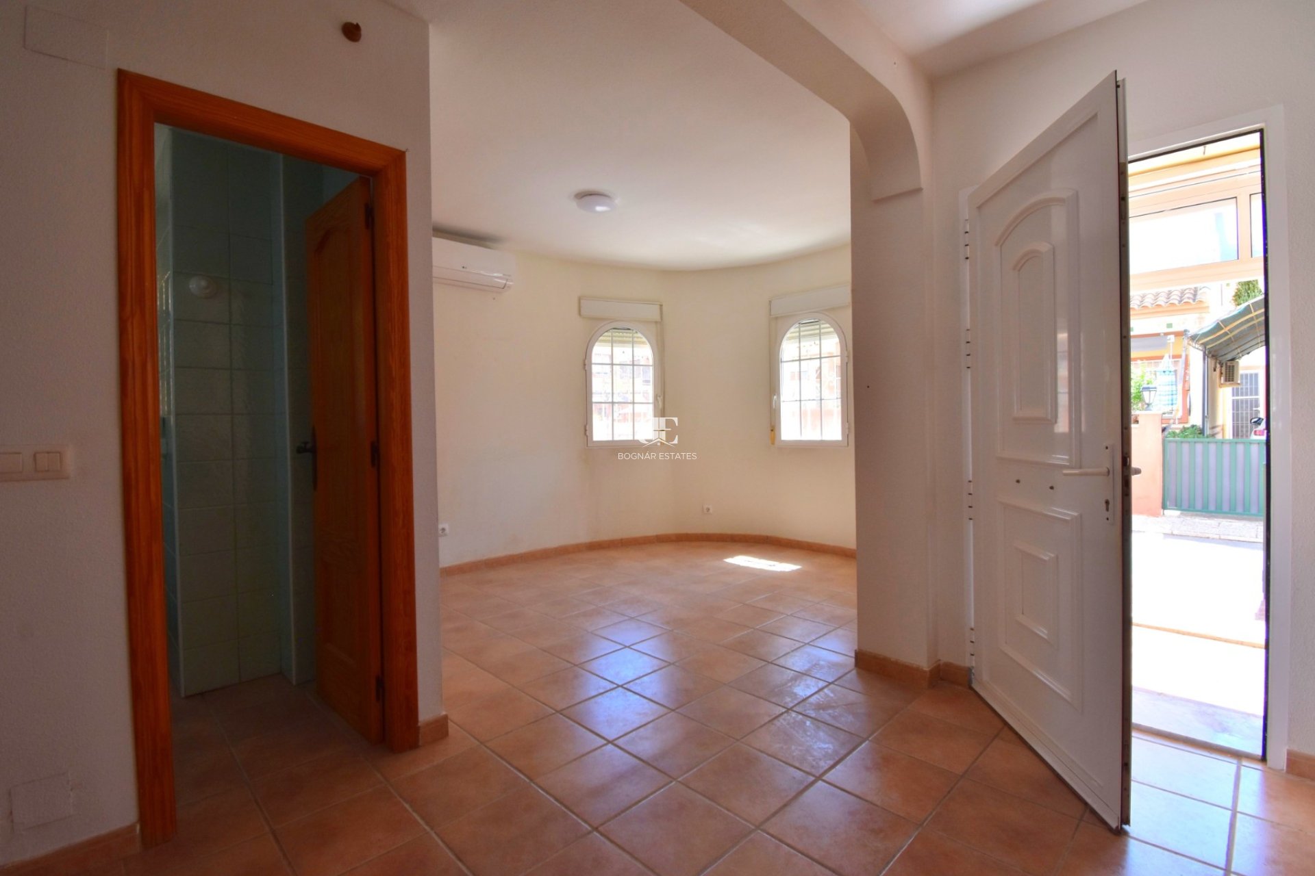 Herverkoop - Villa -
Orihuela Costa - Playa Flamenca