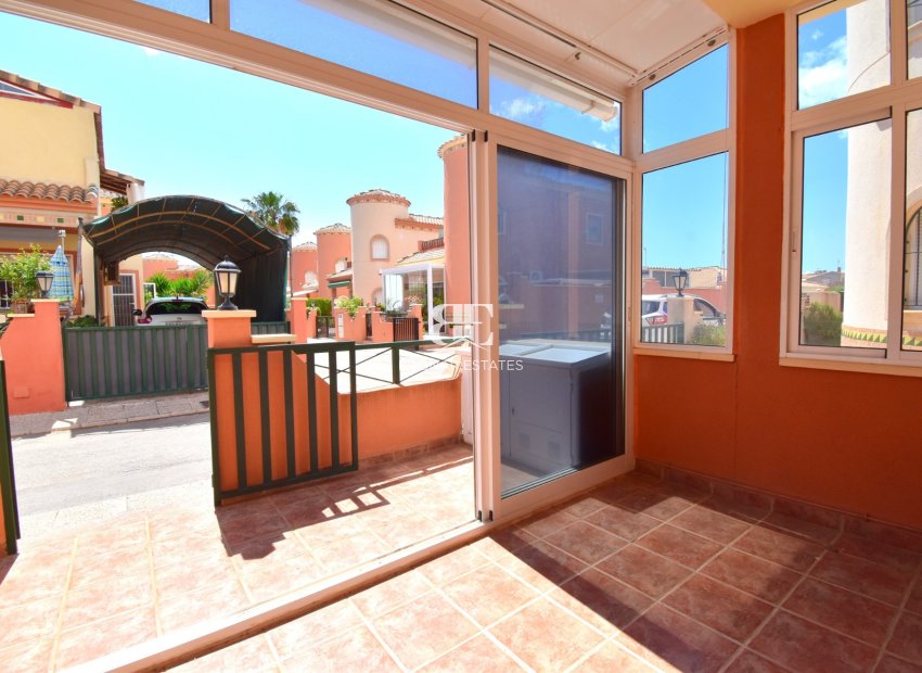 Herverkoop - Villa -
Orihuela Costa - Playa Flamenca