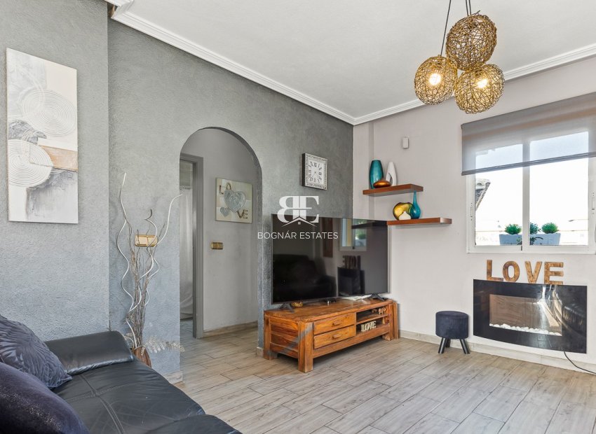 Herverkoop - Villa -
Orihuela Costa - Playa Flamenca