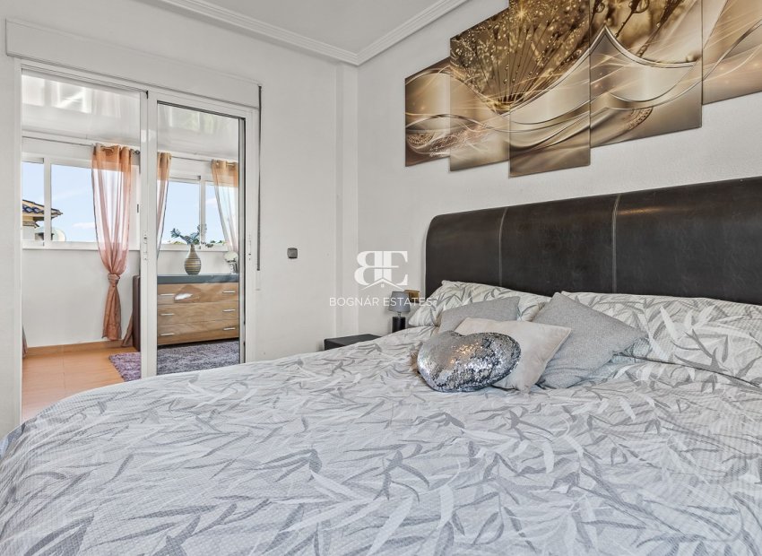 Herverkoop - Villa -
Orihuela Costa - Playa Flamenca