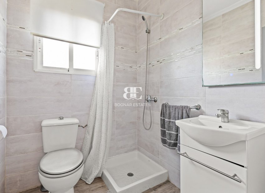 Herverkoop - Villa -
Orihuela Costa - Playa Flamenca