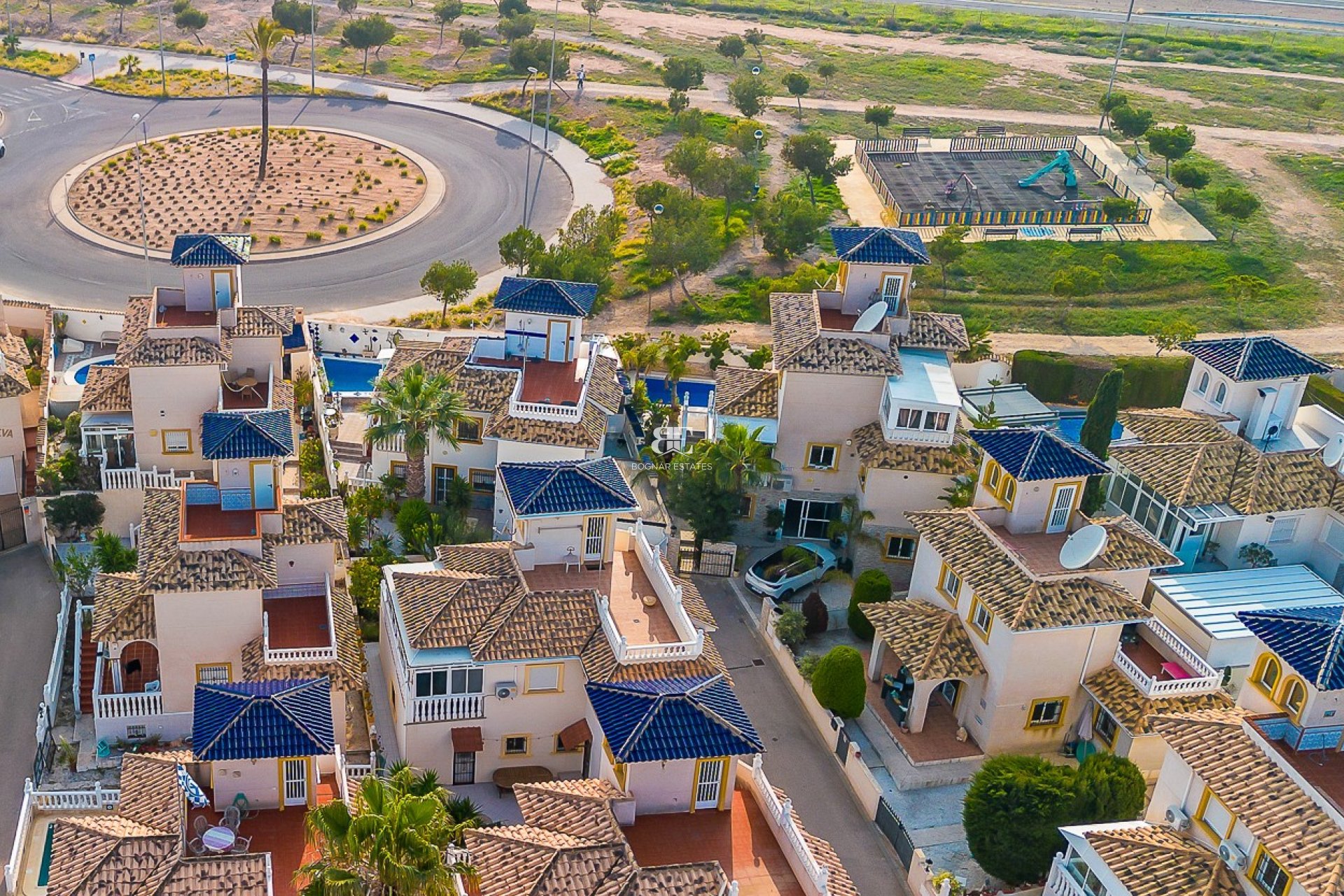 Herverkoop - Villa -
Orihuela Costa - Playa Flamenca