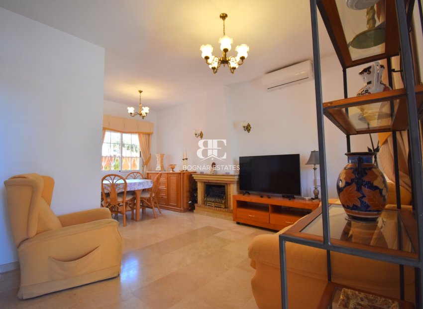 Herverkoop - Villa -
Orihuela Costa - Playa Flamenca