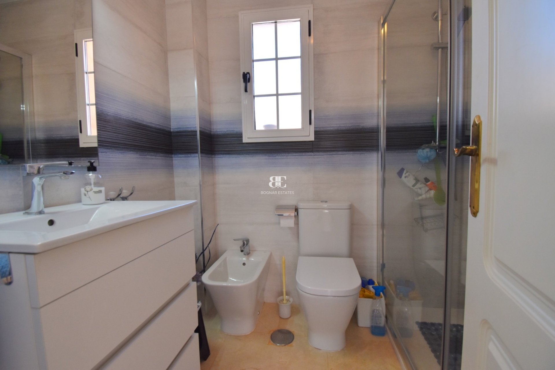 Herverkoop - Villa -
Orihuela Costa - Playa Flamenca