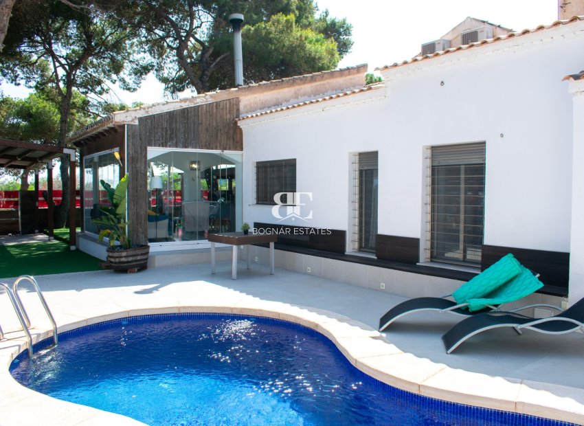 Herverkoop - Villa -
Orihuela Costa - Punta Prima