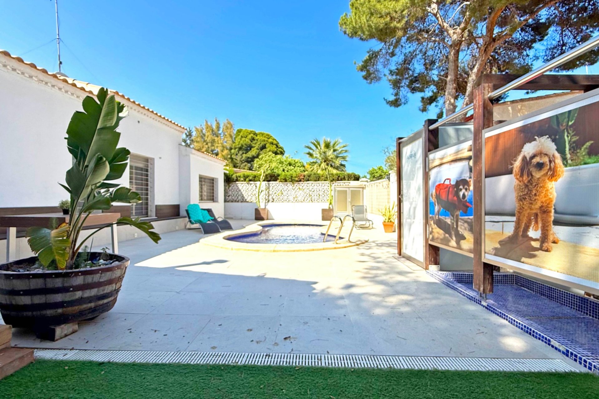 Herverkoop - Villa -
Orihuela Costa - Punta Prima