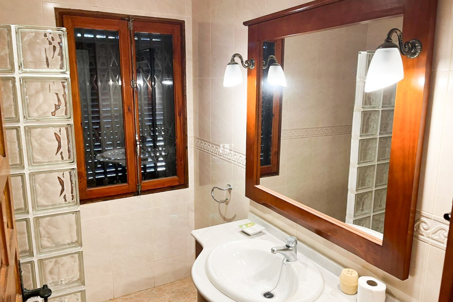 Herverkoop - Villa -
Orihuela Costa - Punta Prima