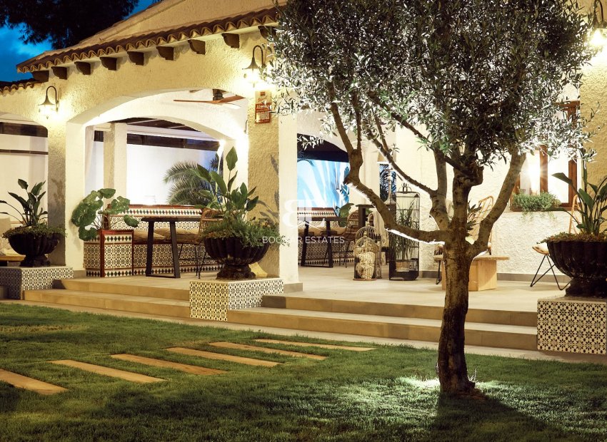 Herverkoop - Villa -
Orihuela Costa - Punta Prima