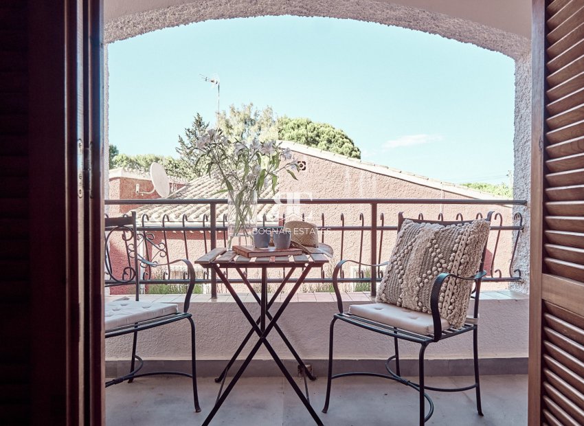 Herverkoop - Villa -
Orihuela Costa - Punta Prima
