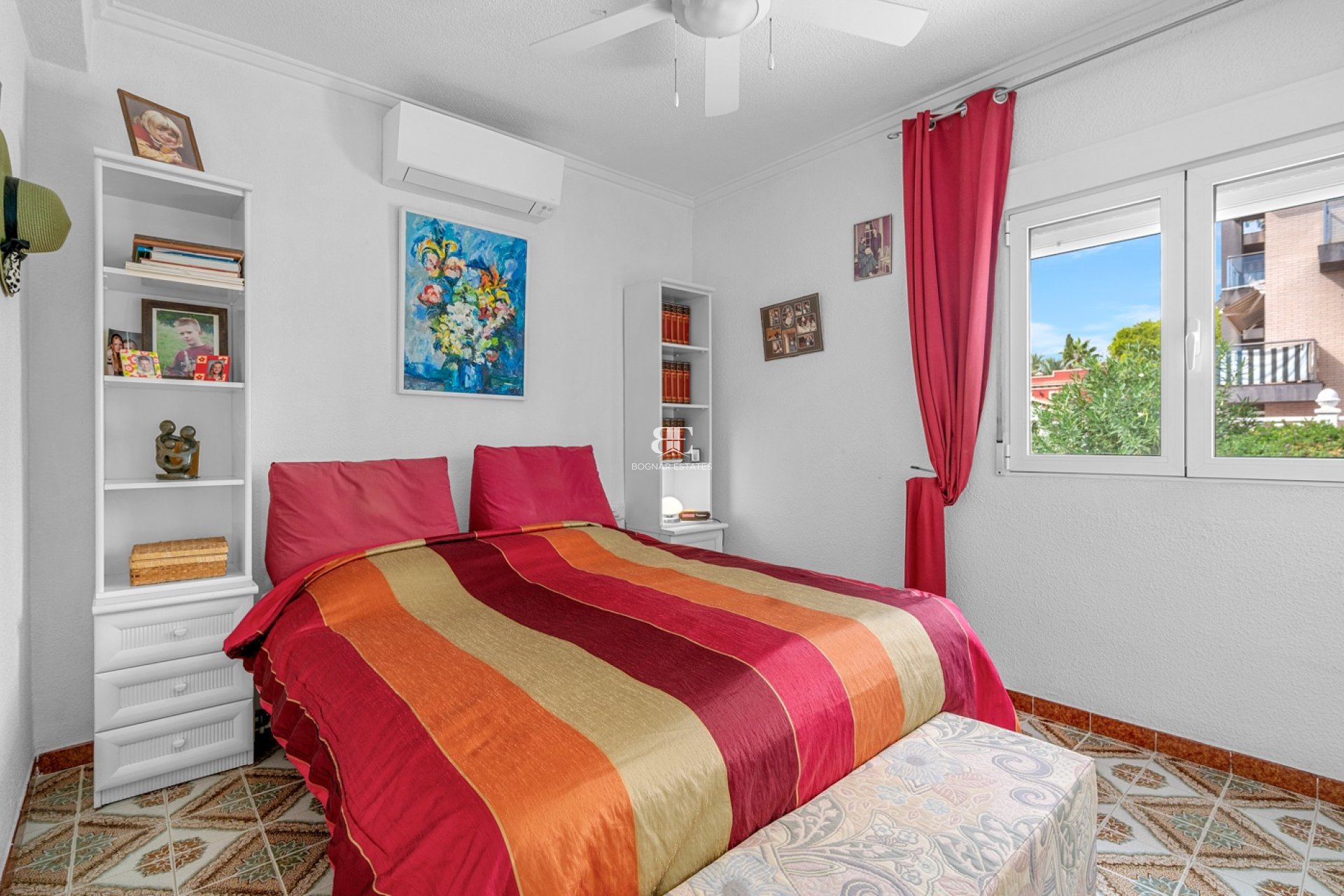 Herverkoop - Villa -
Orihuela Costa - Punta Prima