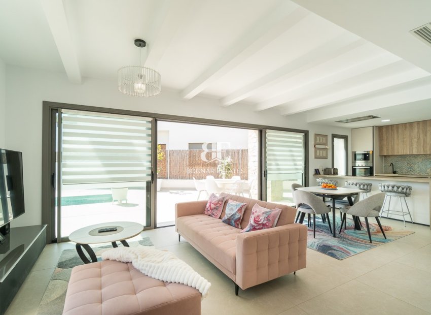 Herverkoop - Villa -
Orihuela Costa - Villamartin Golf