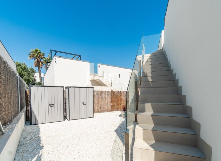 Herverkoop - Villa -
Orihuela Costa - Villamartin Golf