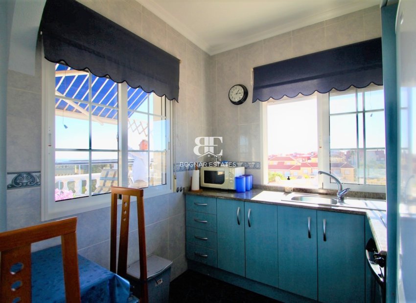 Herverkoop - Villa -
Orihuela Costa - Villamartín