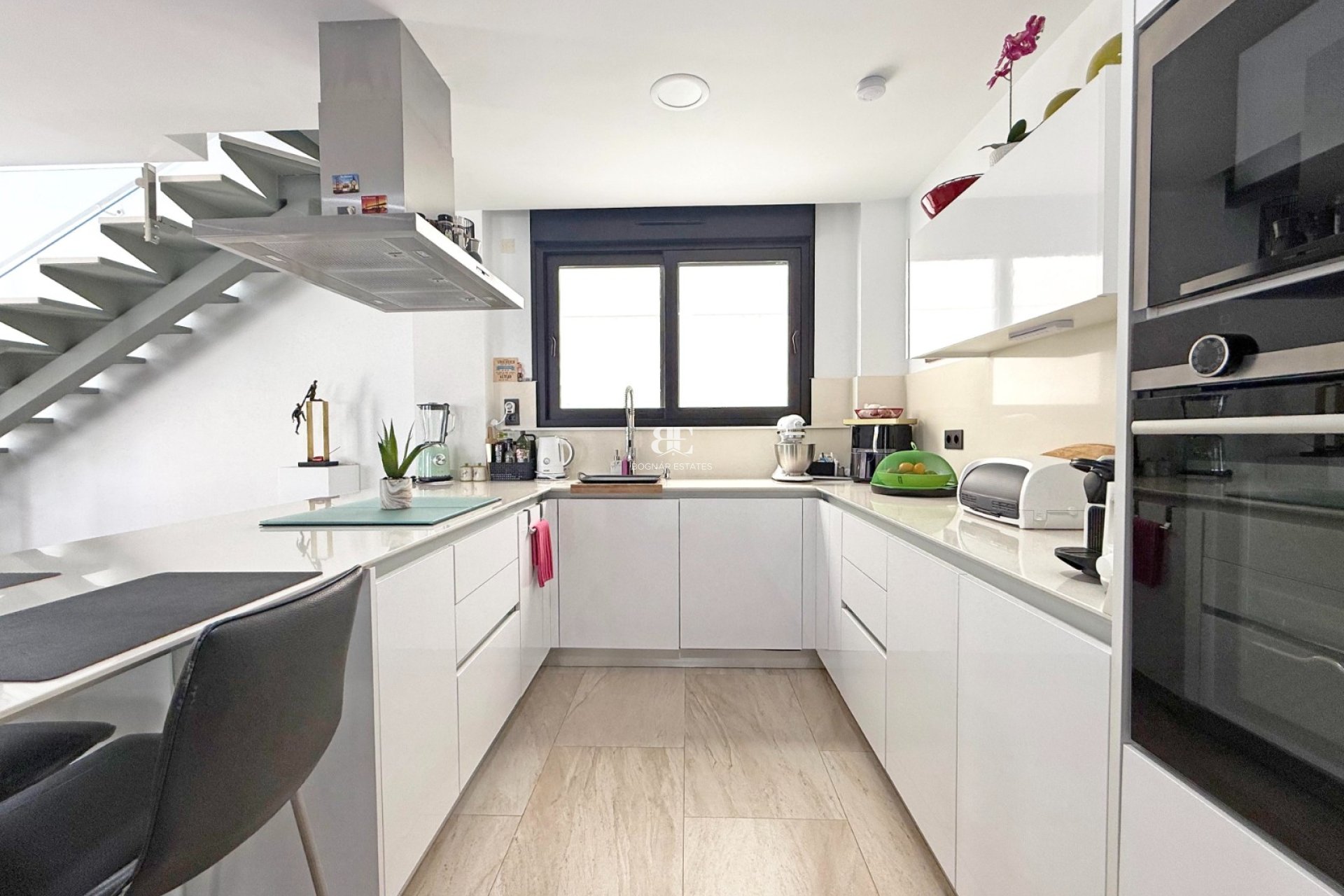 Herverkoop - Villa -
Orihuela Costa - Villamartín