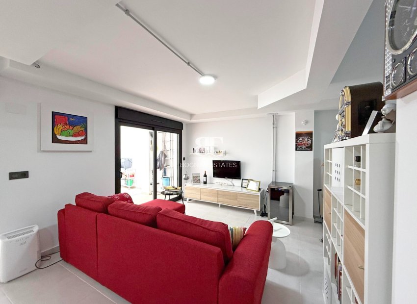 Herverkoop - Villa -
Orihuela Costa - Villamartín