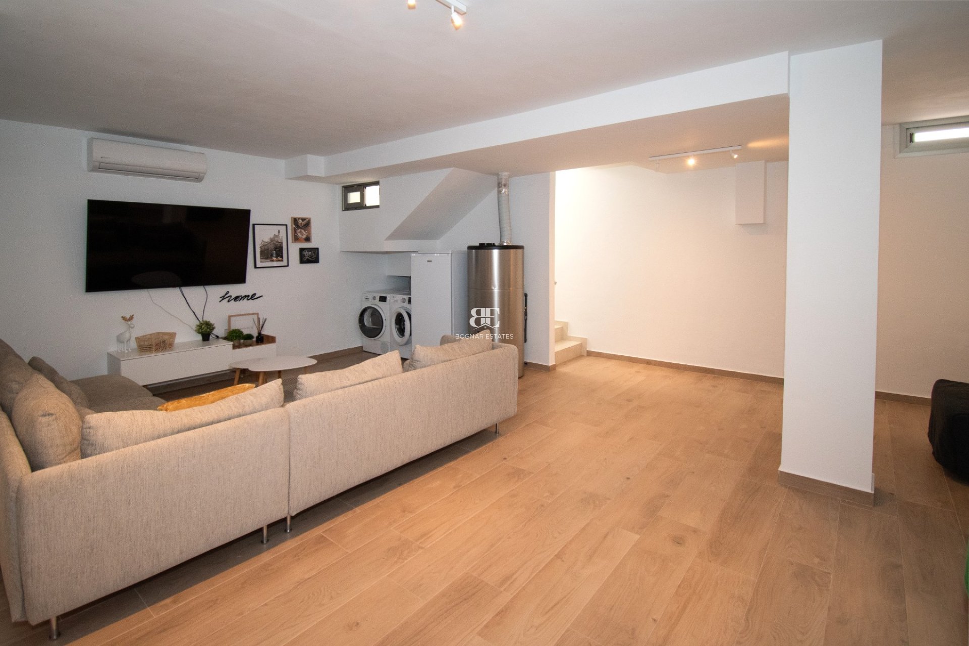 Herverkoop - Villa -
Orihuela Costa - Villamartín