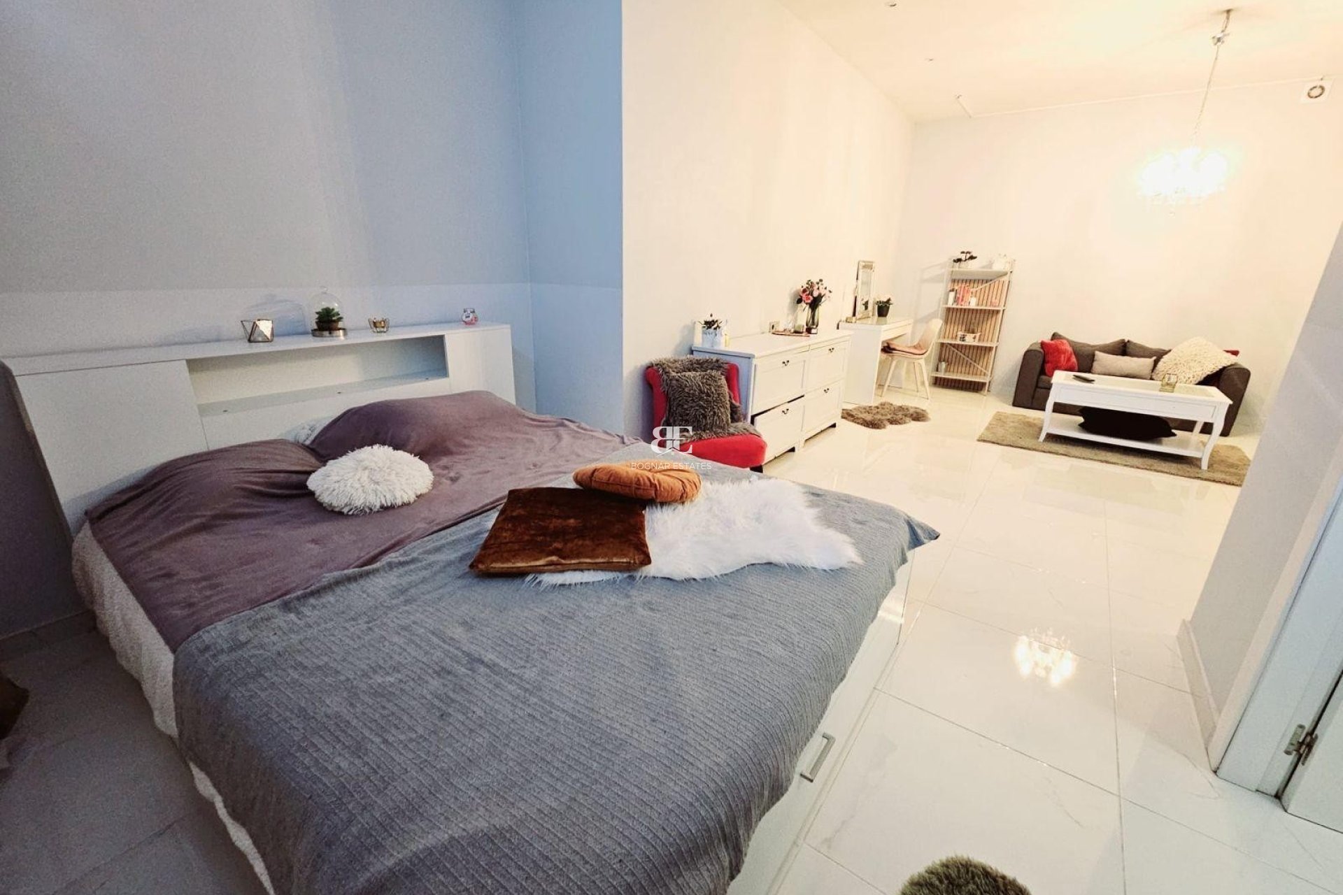 Herverkoop - Villa -
Orihuela Costa - Villamartín