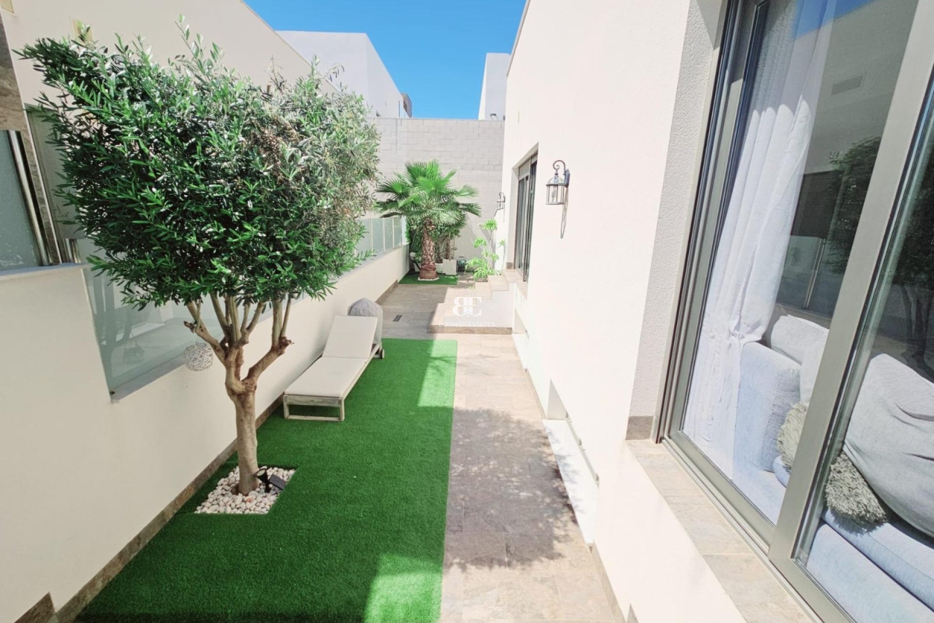 Herverkoop - Villa -
Orihuela Costa - Villamartín