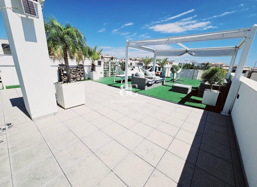Herverkoop - Villa -
Orihuela Costa - Villamartín