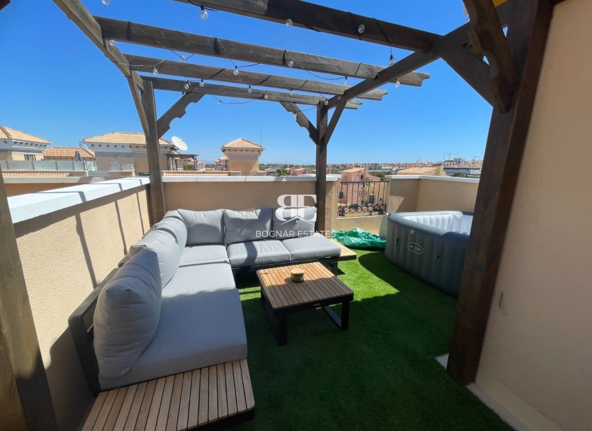 Herverkoop - Villa -
Orihuela Costa - Villamartín