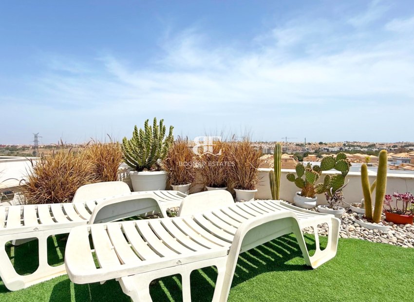 Herverkoop - Villa -
Orihuela Costa - Villamartín