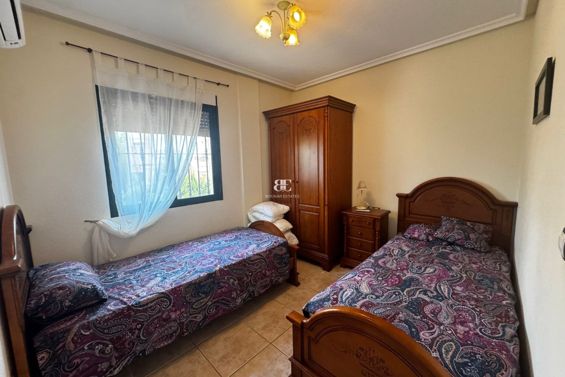 Herverkoop - Villa -
Orihuela Costa - Villamartín