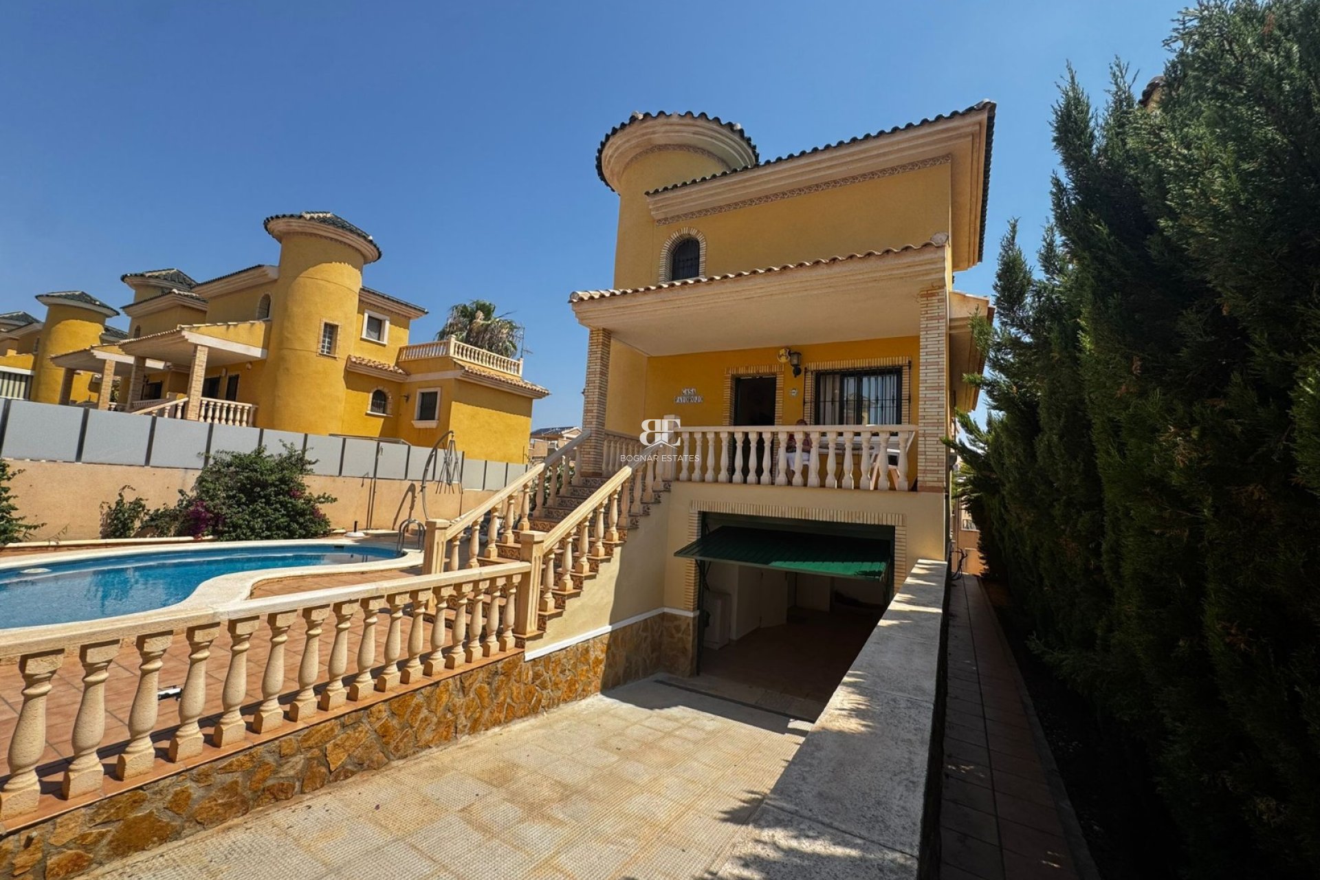 Herverkoop - Villa -
Orihuela Costa - Villamartín