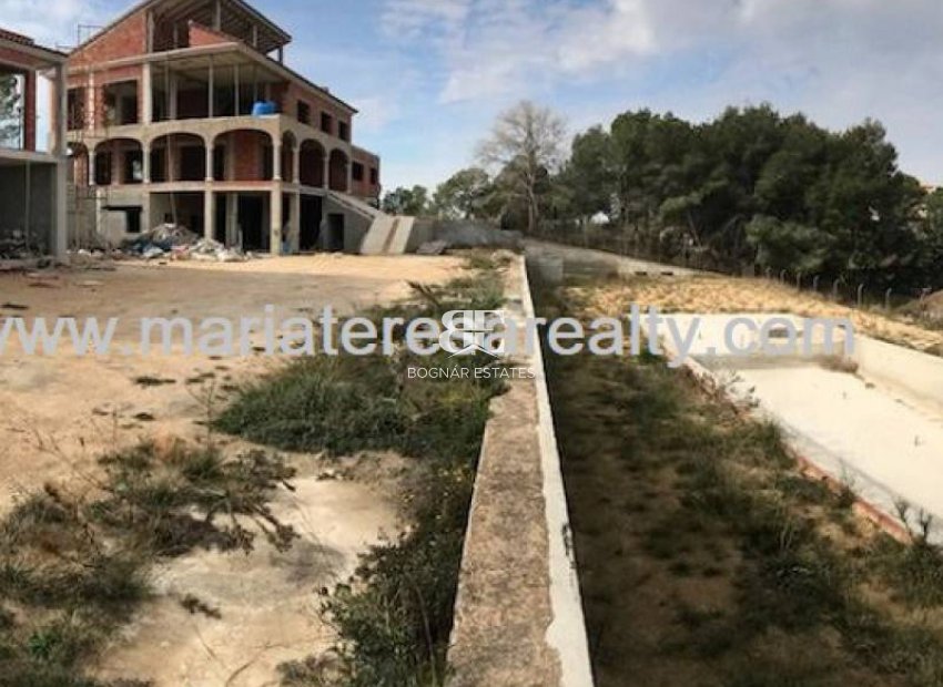 Herverkoop - Villa -
Orihuela Costa - Villamartín