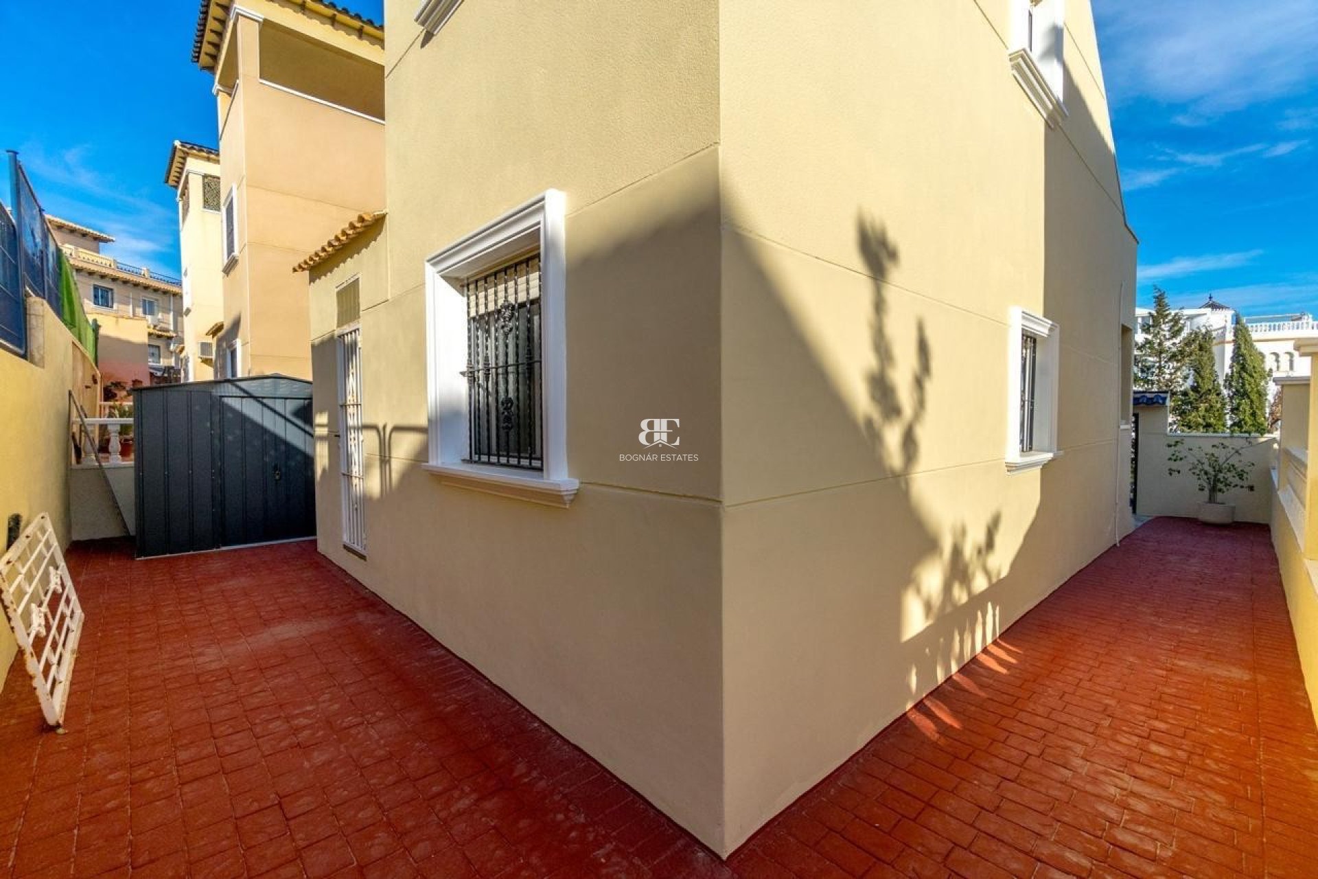Herverkoop - Villa -
Orihuela Costa - Villamartín
