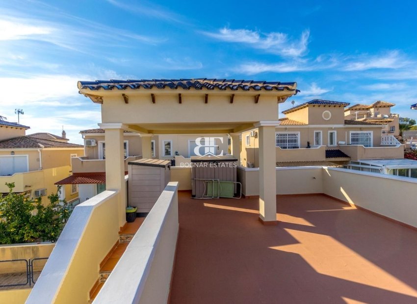 Herverkoop - Villa -
Orihuela Costa - Villamartín