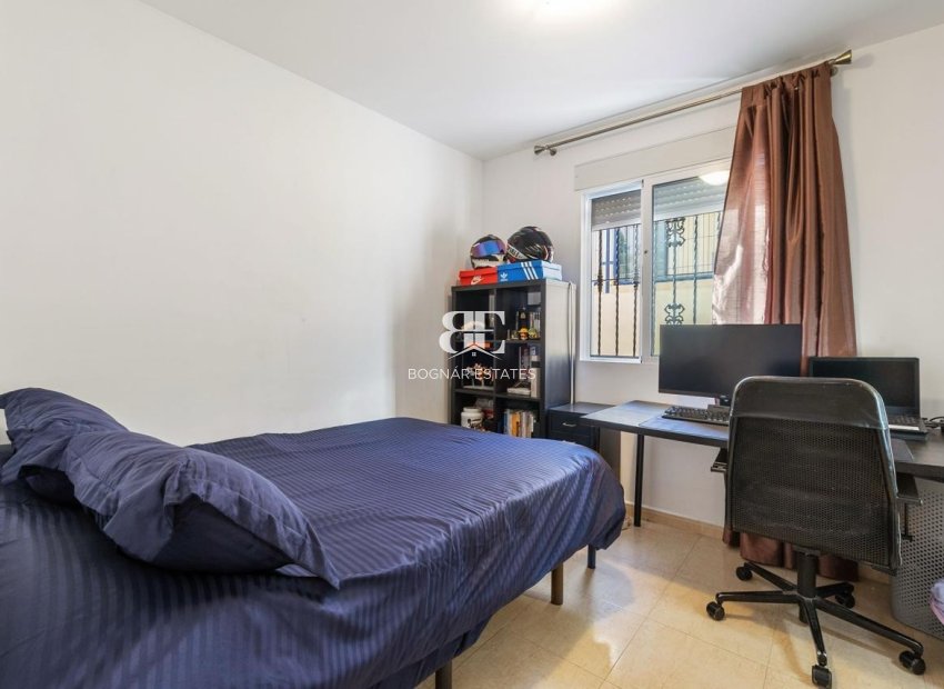 Herverkoop - Villa -
Orihuela Costa - Villamartín