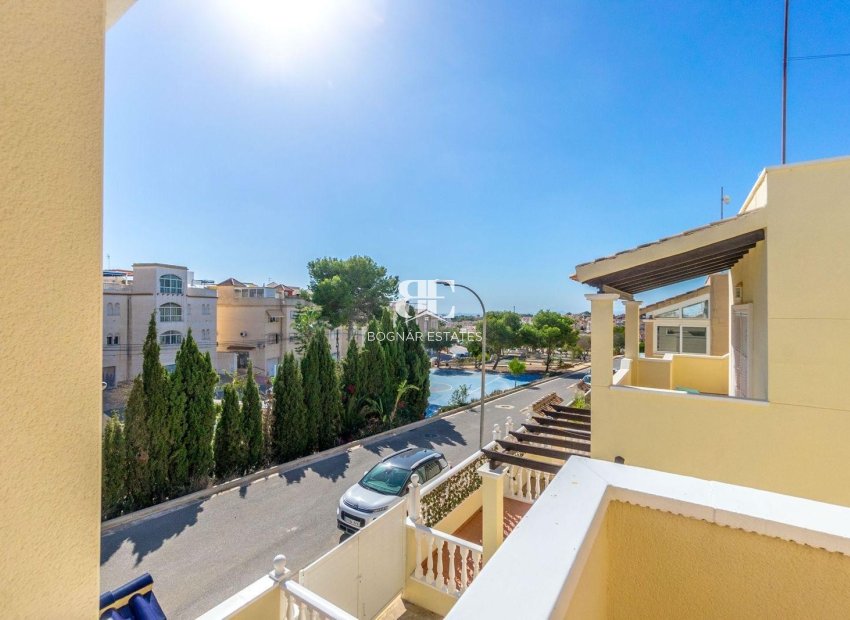 Herverkoop - Villa -
Orihuela Costa - Villamartín