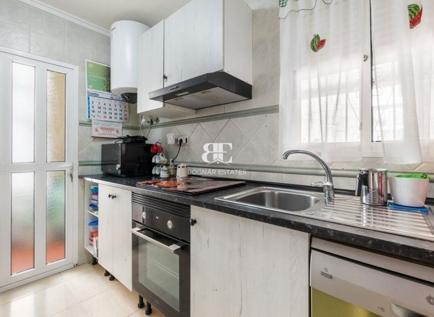 Herverkoop - Villa -
Orihuela Costa - Villamartín